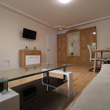 Nettes Wohnapartment Naehe Prater Viena Exterior foto