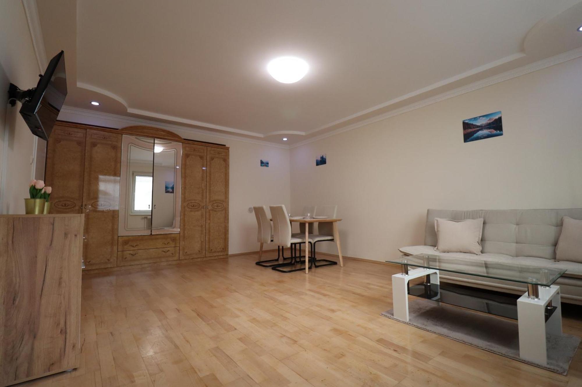 Nettes Wohnapartment Naehe Prater Viena Exterior foto